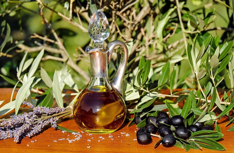 Olive oil and vegetables